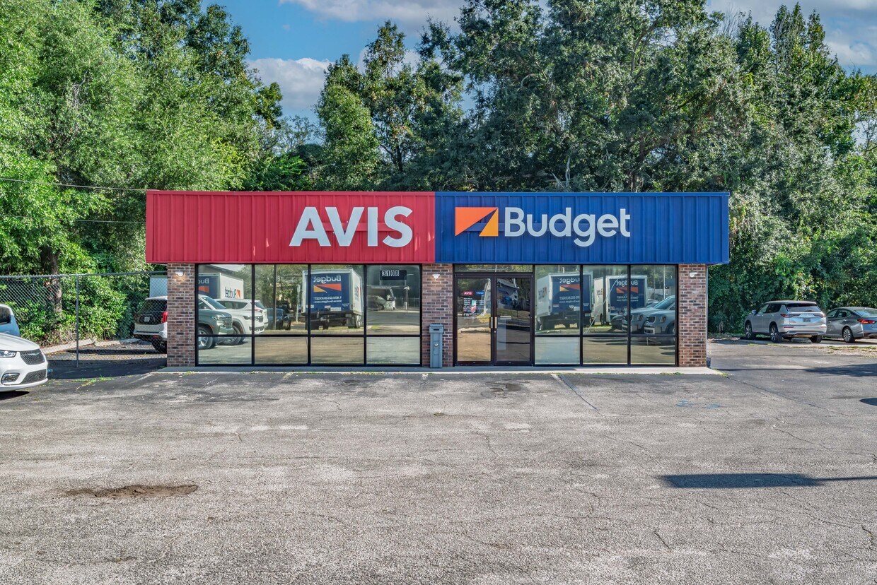 Avis & Budget at W Tennessee