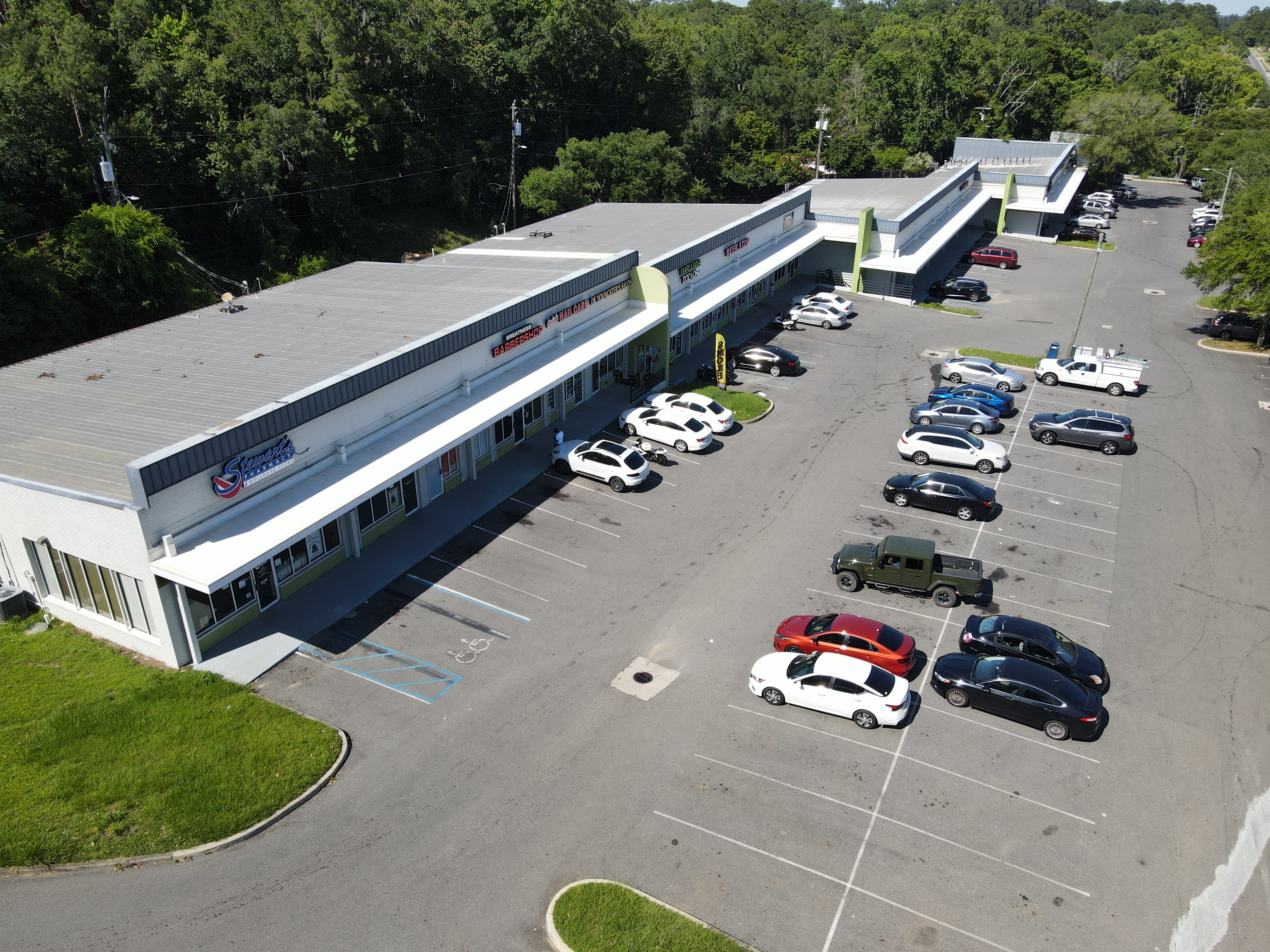 Mahan Plaza